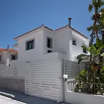 Luxury Agathoula Villa *