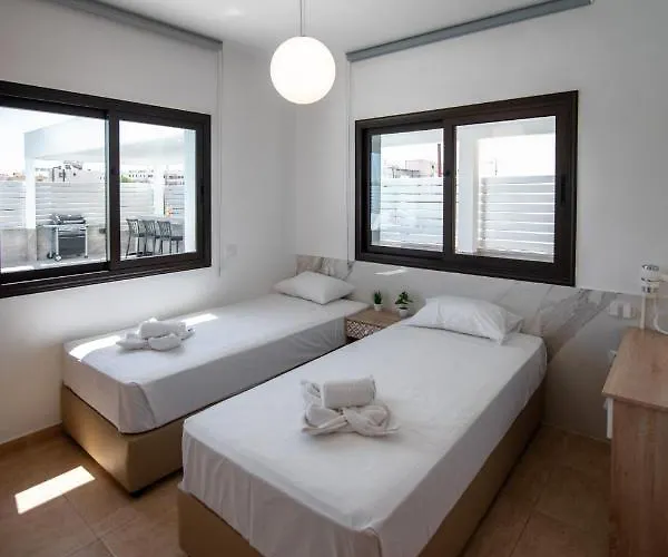 וילה Luxury Agathoula *